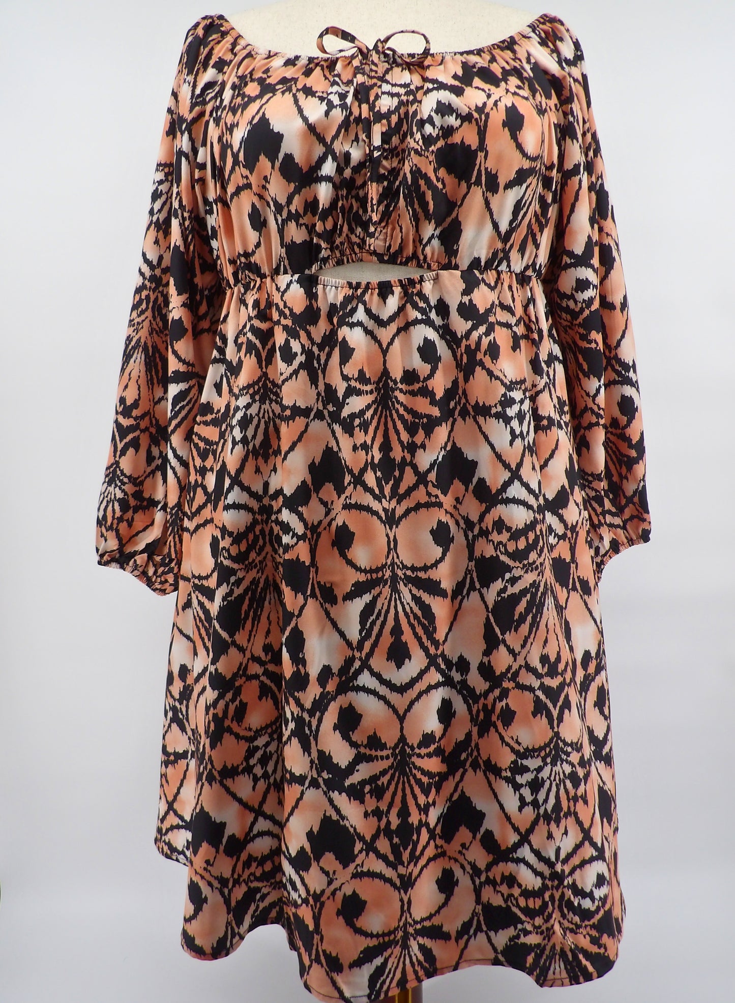 CURVY CUT OUT MIDI DRESS