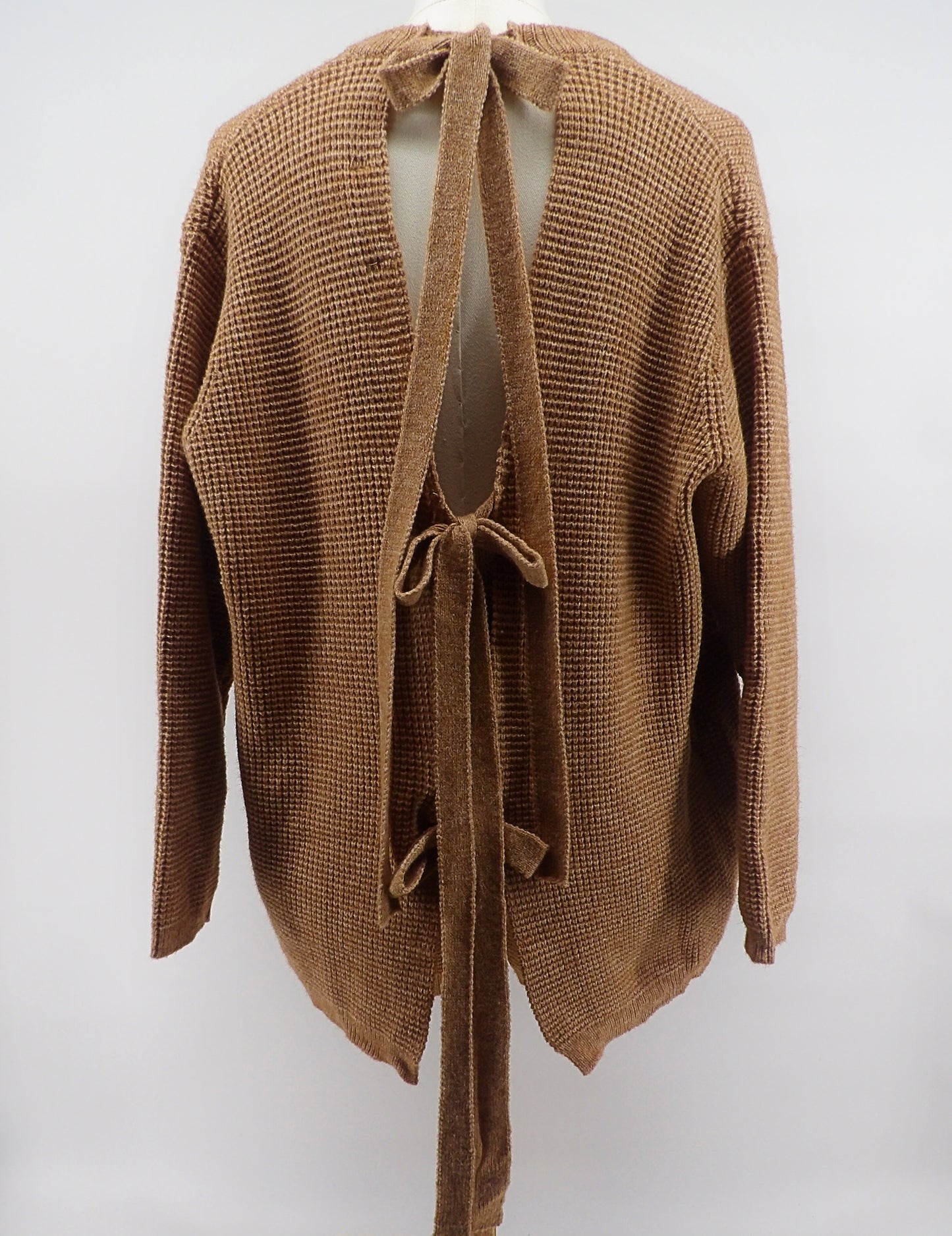 TIE BACK TOP & SHORTS KNIT