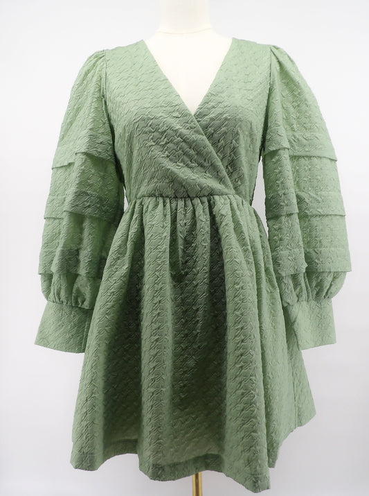 LONG TIERED SLEEVES & FLARE MINI DRESS