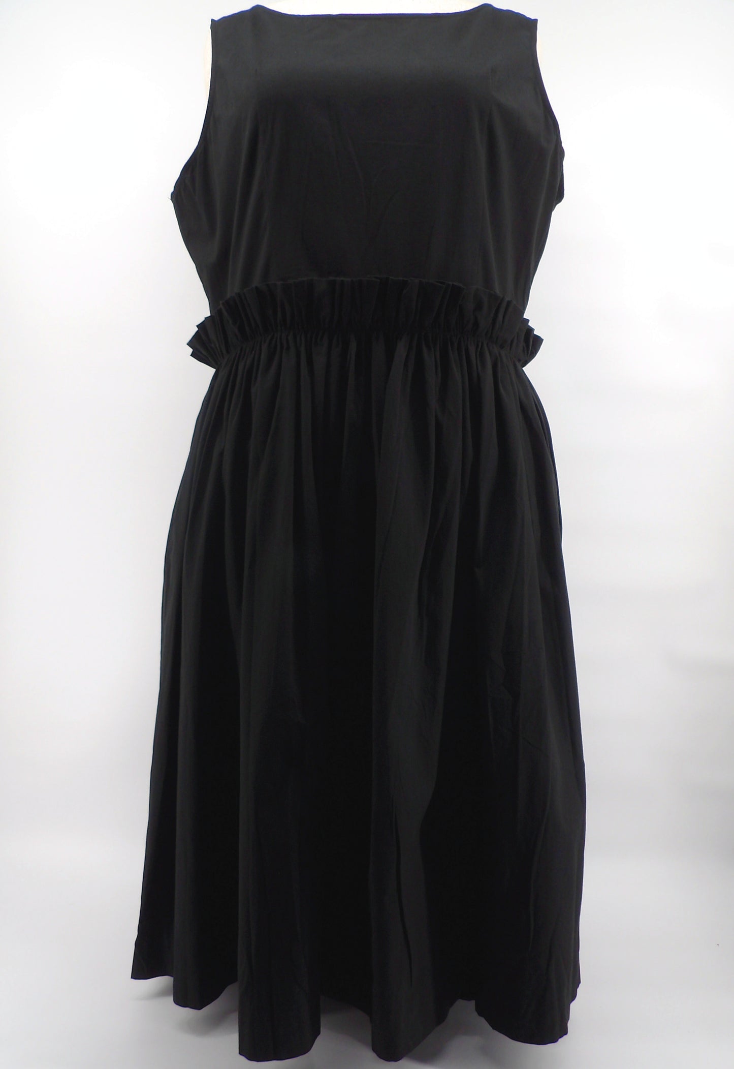 CURVY BUTTON UP POCKETS FIT & FLARE MIDI DRESS