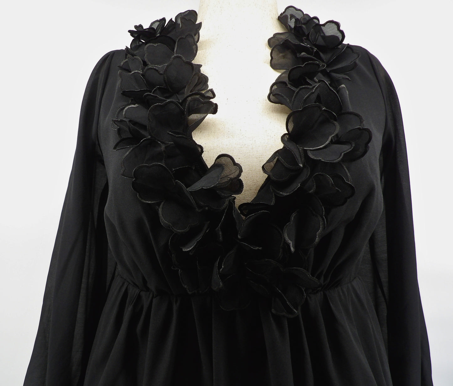 CURVY RUFFLE OPEN BACK TIE MAXI DRESS