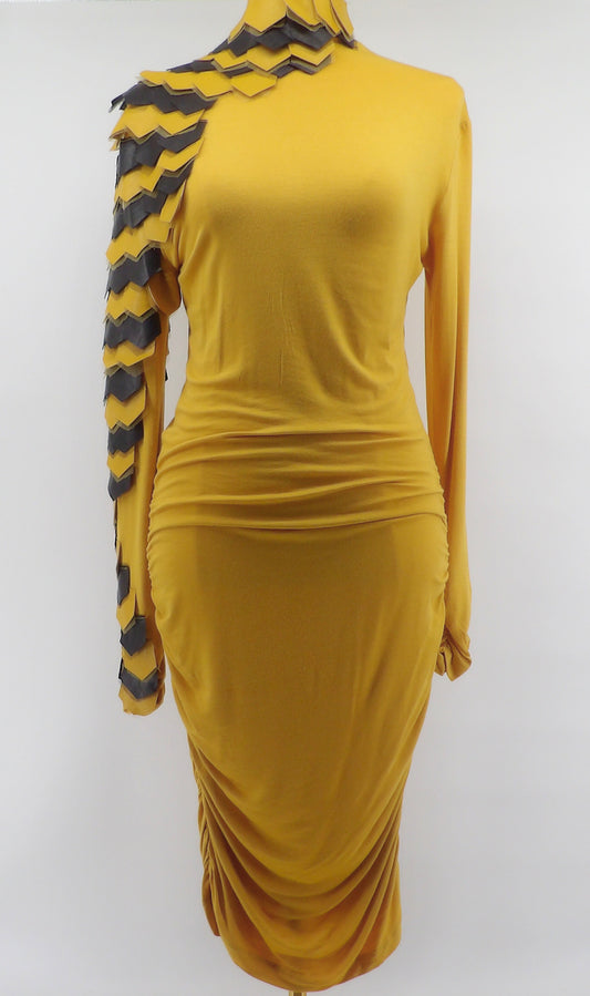 DETAILED SLEEVE RUCHED BODYCON MINI DRESS