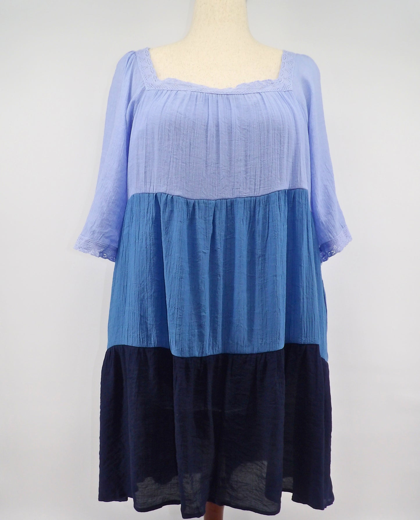 CURVY SQUARE NECK  COLORBLOCK  MINI DRESS