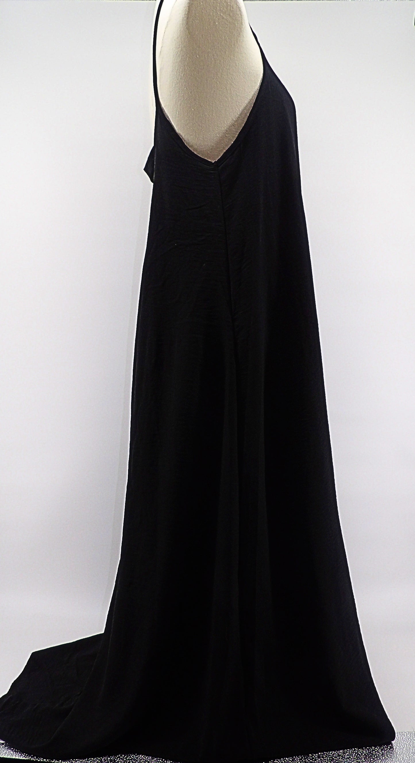 OPEN BACK HIGH-LOW MAXI DRESS