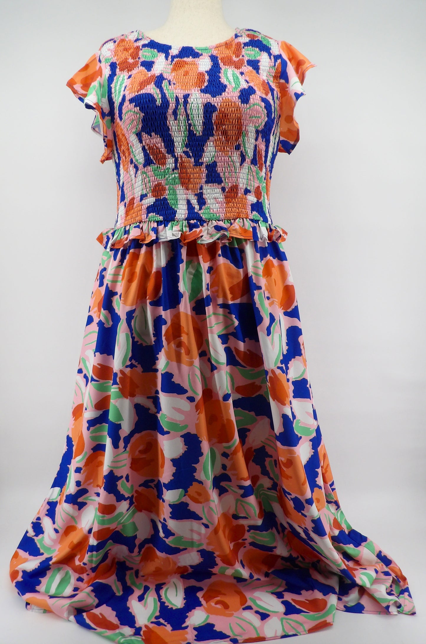 CURVY SMOCK FLORAL MAXI DRESS
