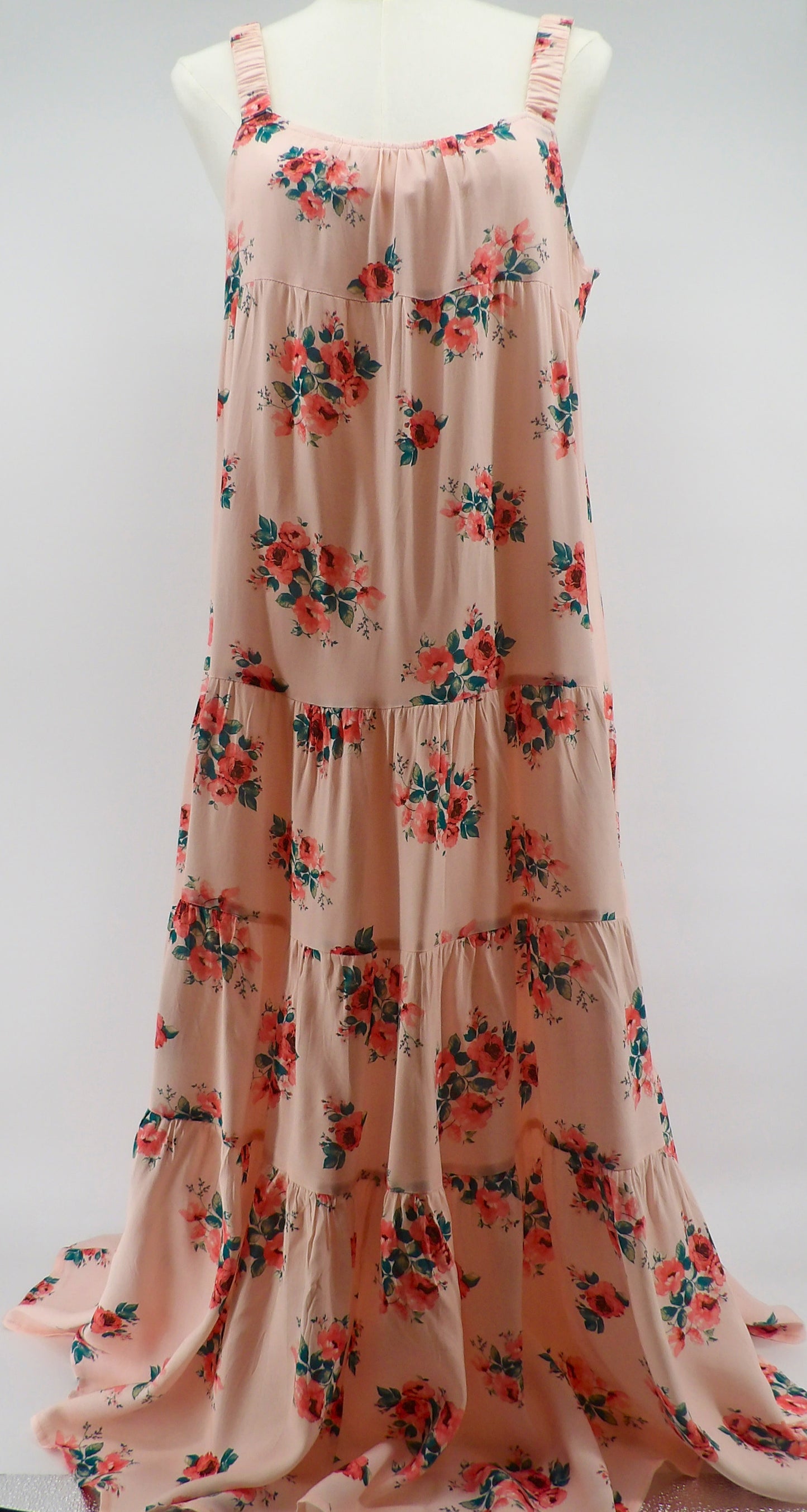 OPEN BACK FLORAL MAXI DRESS