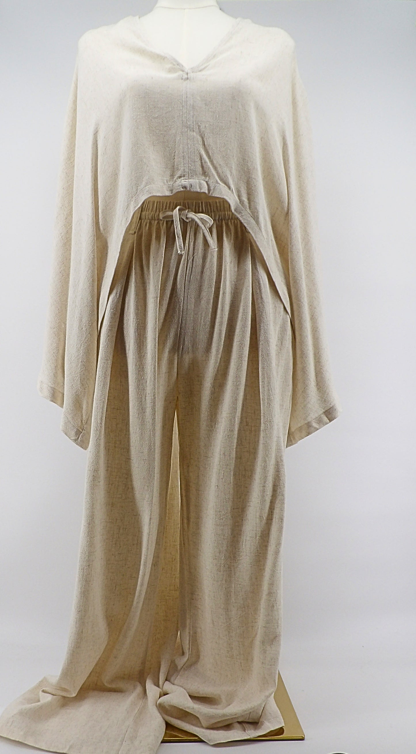 CROP TOP & WIDE LEG PANTS SET